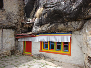 Lawudo Cave
